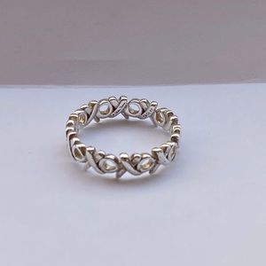 Tiffany and Co. Paloma Picasso XOXO Ring